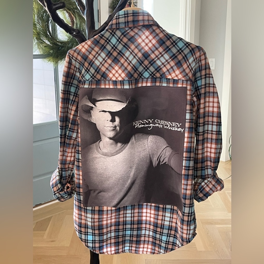 Flannel w Kenny Chesney t shirt panel